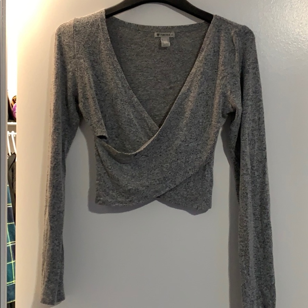Gray criss cross long sleeve
